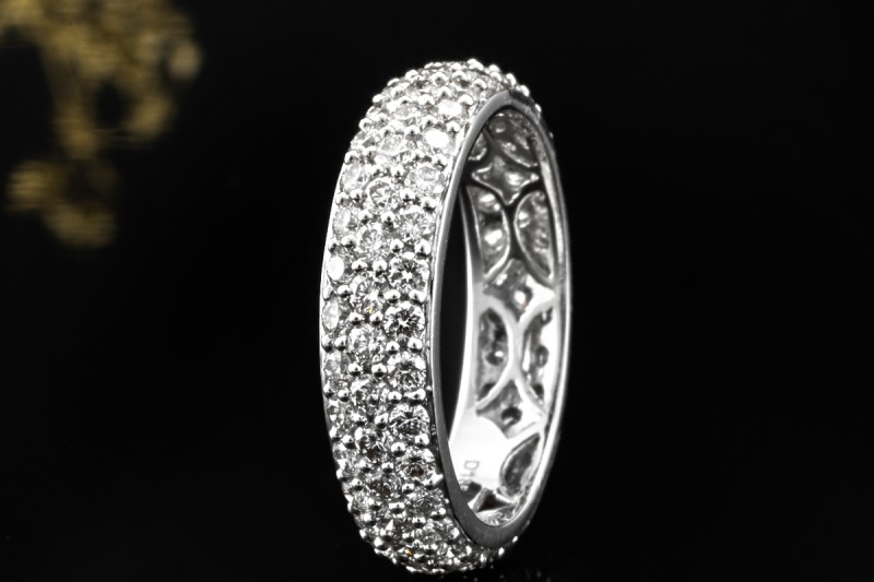 Memoire Ring Bandring mit Diamanten Goldschmiedearbeit in 750er Weißgold 