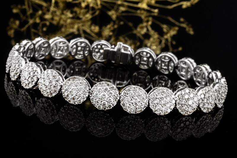 Armband Rundelemente mit Diamanten Goldschmiedearbeit in 750er Weißgold 