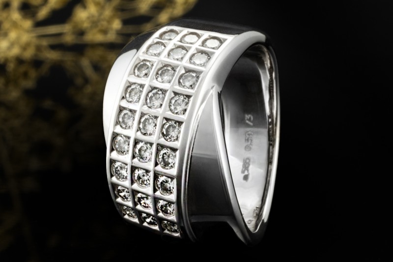 Ring Diamanten Geometrisches Design Massive Weißgold Goldschmiedearbeit 