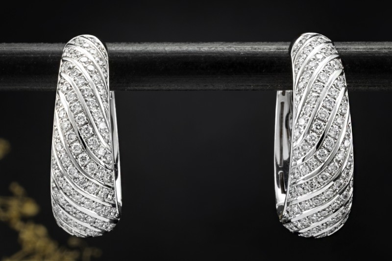 Victor Mayer Ohrringe Klappcreolen rund mit Diamanten in 750er Weißgold 