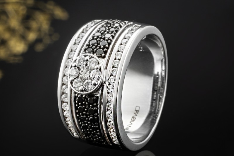 FABIANI Ring Bandring mit schwarzen und weißen Diamanten in Weißgold 585 
