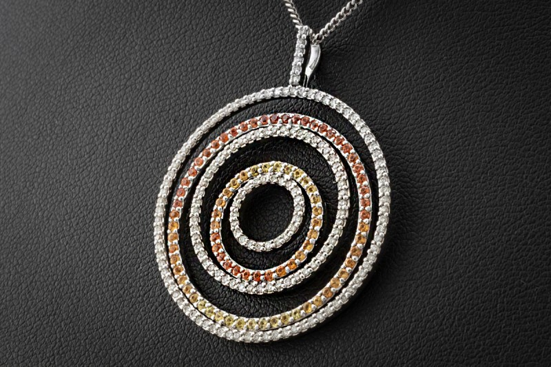 Runder Anhänger Diamanten und Saphir Orange Gelb Verlauf in Weißgold 750 