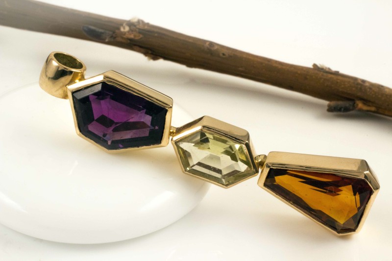 Bunter 585 Rotgold Anhänger mit Madeira Citrin & Amethyst  