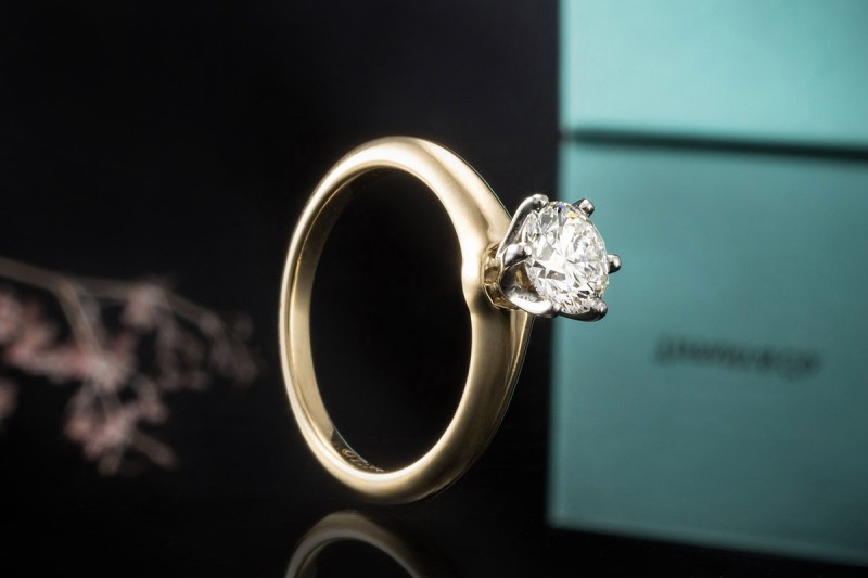 Tiffany & Co Solitär Ring Setting mit Diamant 0,79 Ct in Gelbgold Platin 