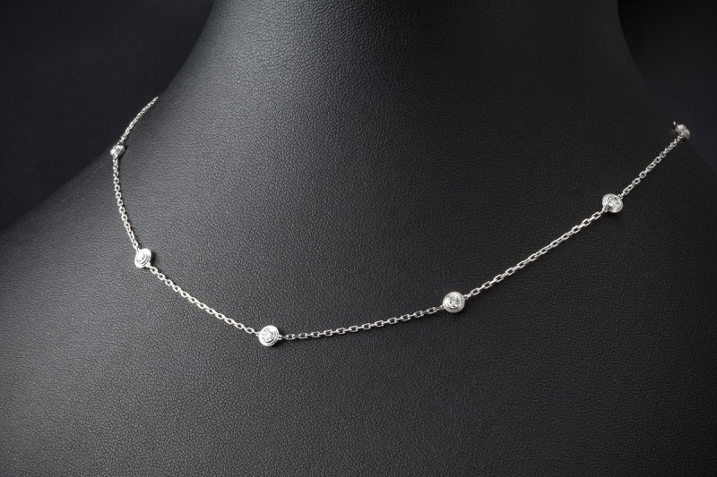 Cartier Collier Kette Diamant Léger mit 8 Diamanten in 750er Weißgold 