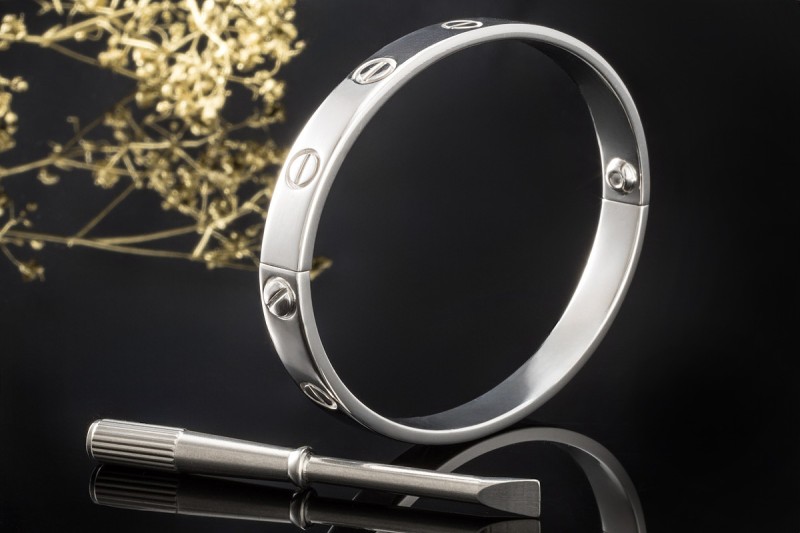 Cartier Love Armreif Vintage Modell Größe 16 in Weißgold 750 Sonderpreis 