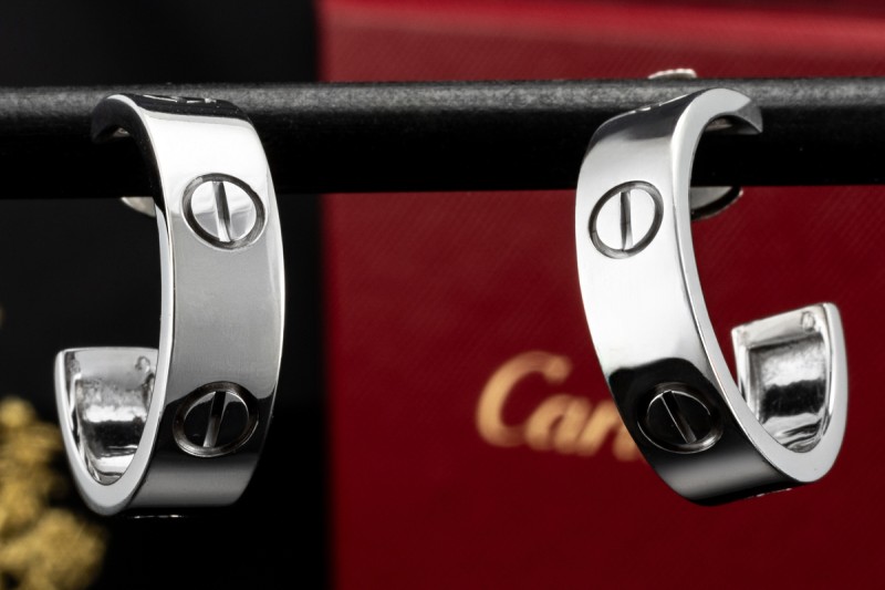 Cartier Ohrringe LOVE Creolen Ohrstecker Klassisch in 750er Weißgold OVP 