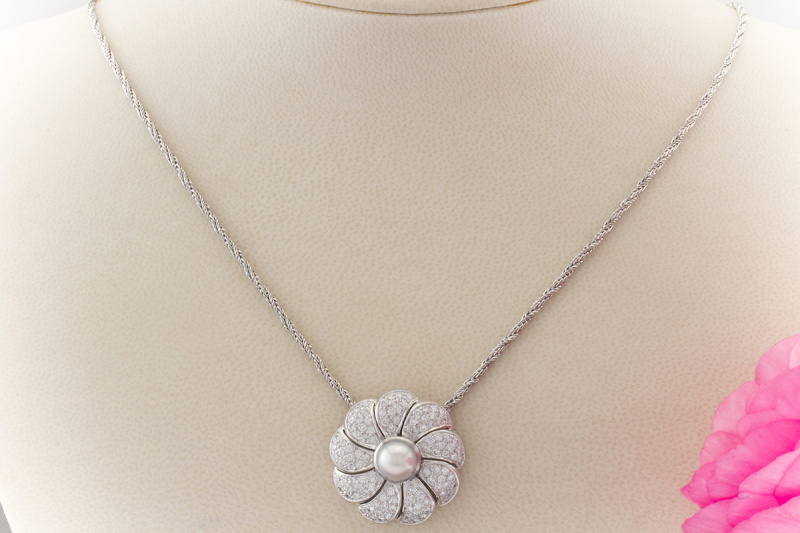 Collier / Anhänger 900er Platin Blume mit Brillanten & fabelhafter Zuchtperle  