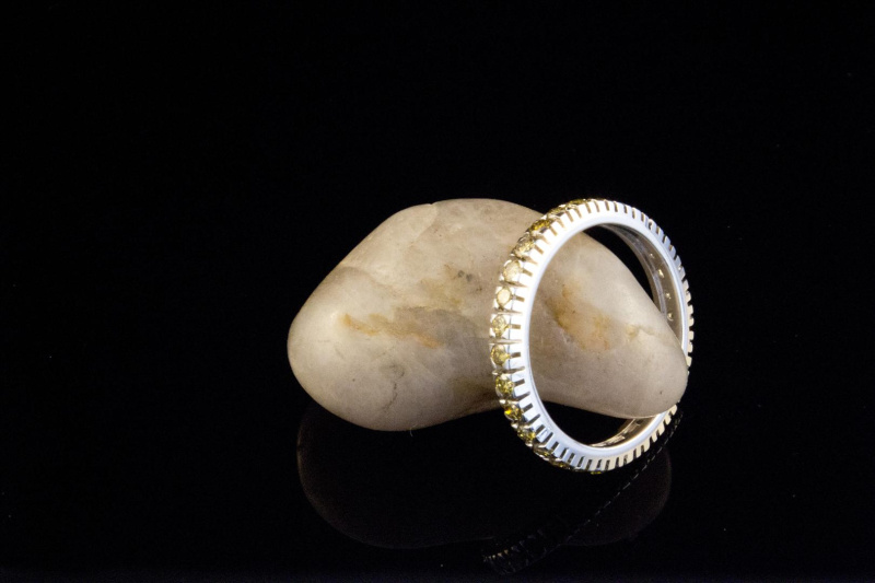 Memoire Ring 750 Weißgold mit gelben Brillanten Größe 52 