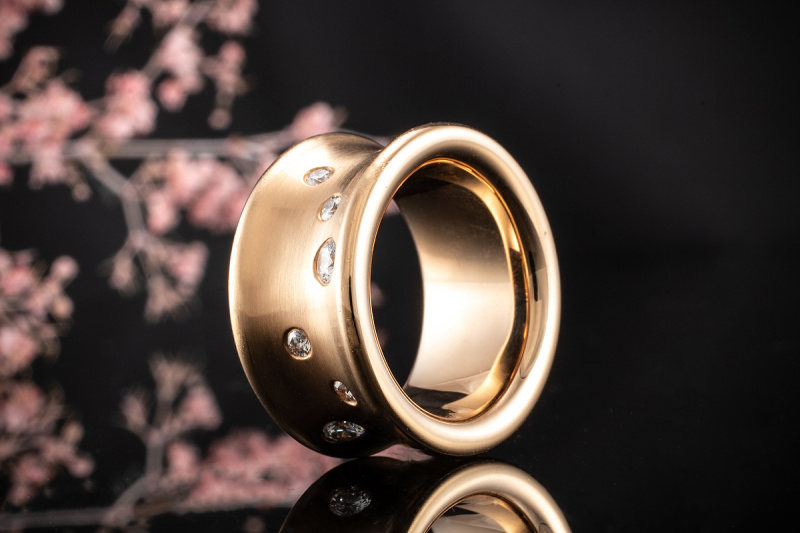 Massiver Odenwald Ring mit Diamanten Brillanten in Rotgold Rosegold 750 