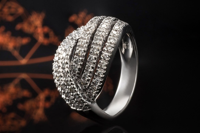 Ring Crossover Diamanten Brillanten Goldschmiedearbeit in Weißgold 750 