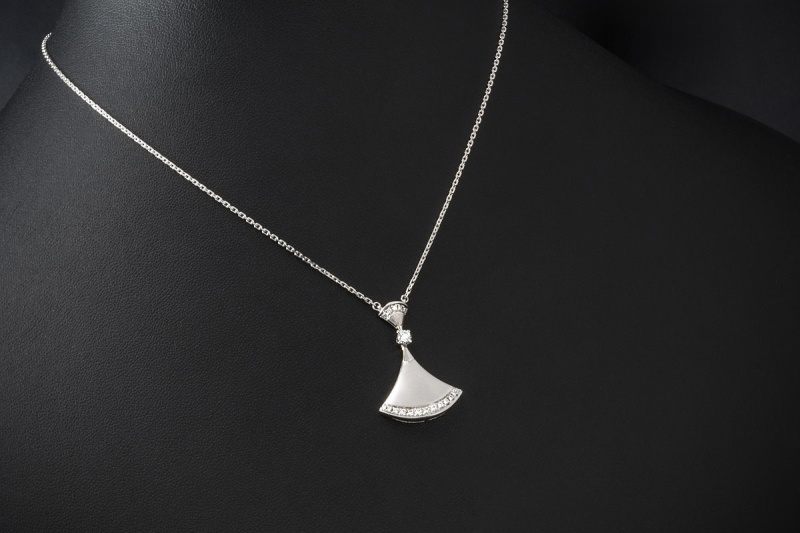 BVLGARI Divas Dream Halskette Collier mit Diamanten in Weißgold Full Set 