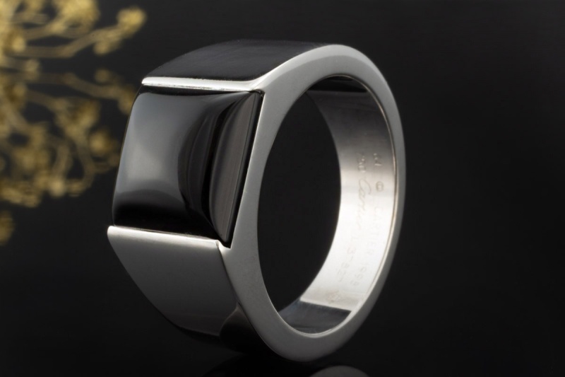 Cartier Tank Ring mit Onyx Großes Modell Massiv Gr. 64 in 750er Weißgold 