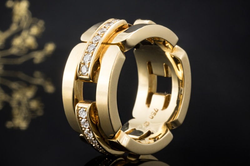 Odenwald Glieder Ring mit Diamanten massiv gefertigt in 750er Gelbgold 