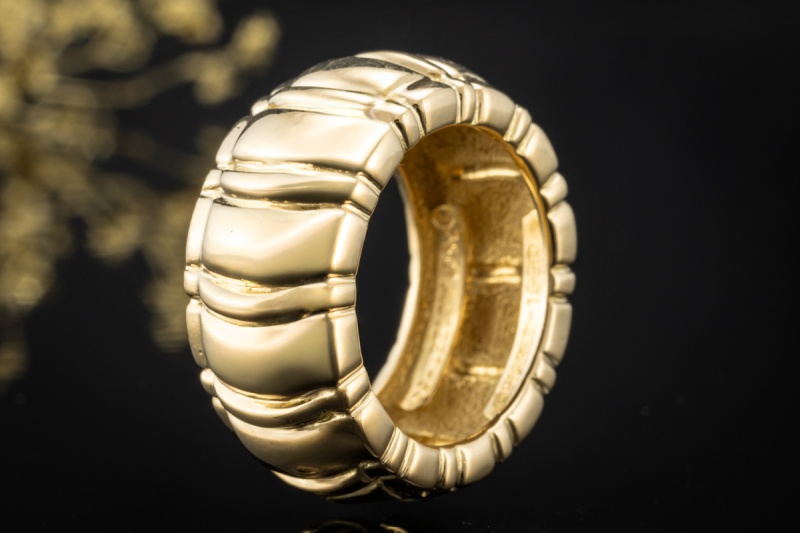 Piaget Bandring Breiter gewellter Designer Goldring in 750er Gelbgold 