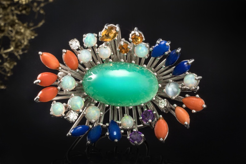 Chrysopras Brosche mit Koralle Lapislazuli Opal Edelsteinen Weißgold 750 