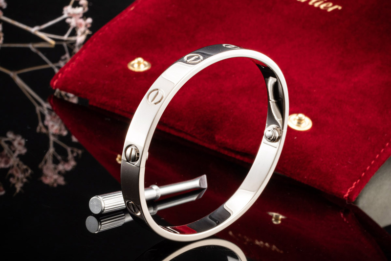 Cartier Love Armreif Armband Neues Modell in Weißgold 750 Gr 17 Full Set 