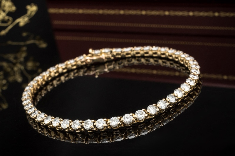 Cartier Tennisarmband Vintage 46 Diamanten 3,91 Carat 750er Gelbgold OVP 