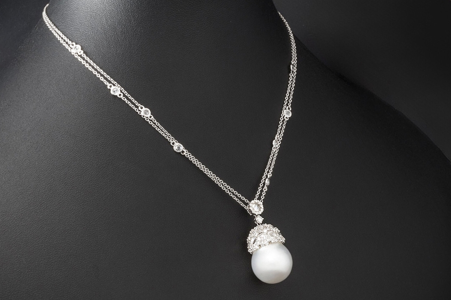Collier Kette mit Anhänger Südsee Perle und Diamant Rosen 750er Weißgold 