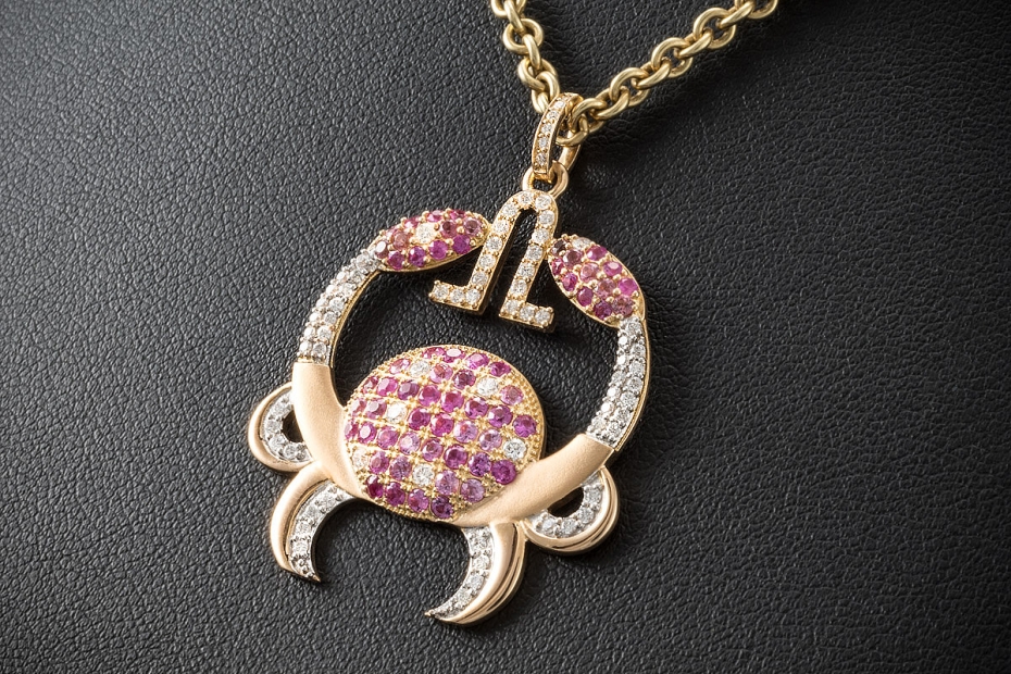 Jazychic Krebs Sternzeichen Anhänger Pink Saphir Diamanten in Roségold 