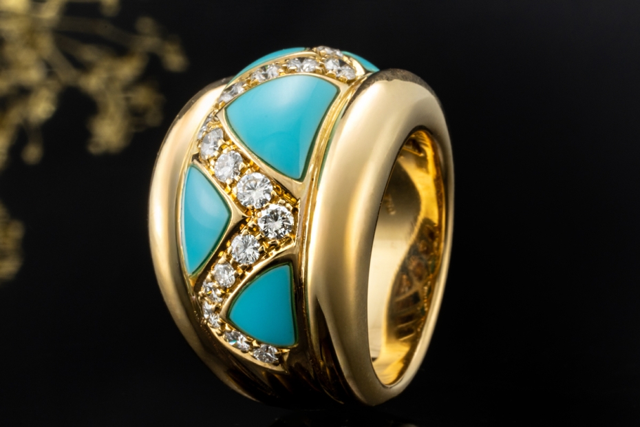 Cocktailring Ring mit Türkis dreieckig mit Diamanten in 750er Gelbgold 