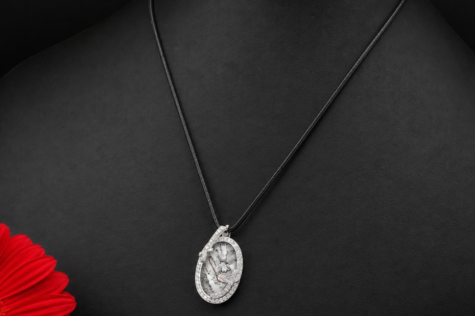 Meissen Collier Mystery Ming Drache Bemaltes Porzellan Weißgold Anhänger 