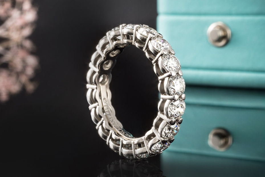 Tiffany & Co. Forever Ring Memoire Ehering mit Diamanten in 950er Platin 