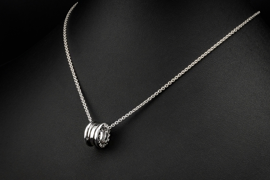 BVLGARI B.zero1 Collier Halskette mit rundem Anhänger in 750er Weißgold 