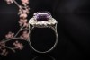 Art deco Ring mit 1 Amethyst und Diamanten in Platin Goldschmiedearbeit 