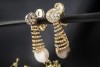 Ohrringe Ohrclips aus Gelbgold 750 mit Diamanten Südsee- und Tahitiperle 