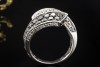 Black and White Ring Crossover mit Diamanten 750er Weißgold Handarbeit 
