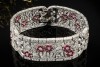 Antikes breites Armband mit Rubin Blumen und Diamanten in 950er Platin 
