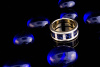 Invisible Setting Ring mit Saphir und Diamanten im Carré Schliff Gelbgold 585 