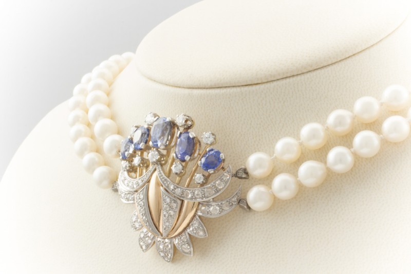 Prunkvolles Perlen Halsband Kropfband Saphire Diamanten 585er Gold 