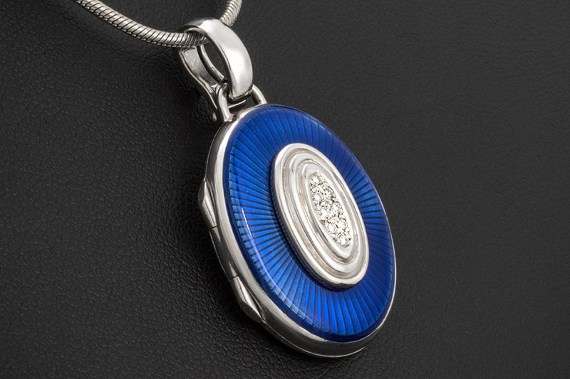 Victor Mayer Medaillon Anhänger mit Diamanten Emaille Blau Weißgold 750 
