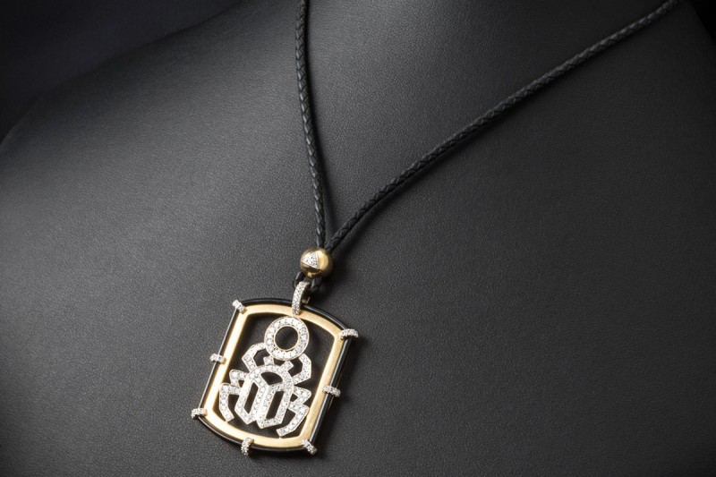 Collier Kette Schutzsymbol Skarabäus Diamanten Lederkette 750er Gelbgold 