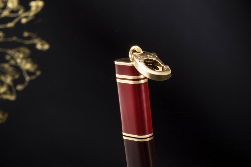 Cartier Charm Rarität Feuerzeug Anhänger mit Karabiner in 750er Gelbgold 