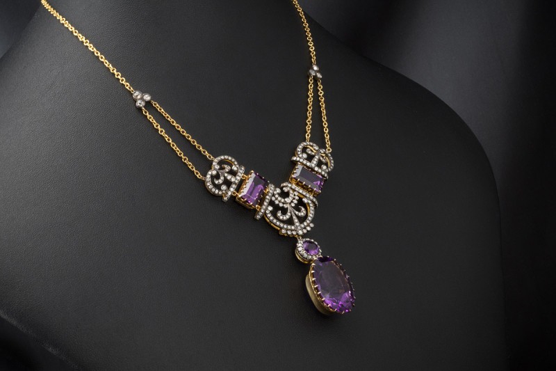 Antike Collier Kette mit Lila Amethyst und Diamanten in 750er Gelbgold 