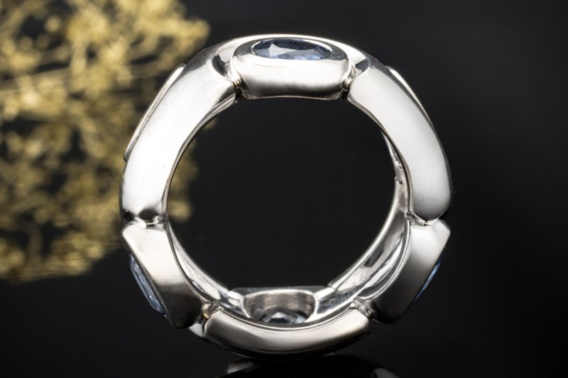 Odenwald Ring Tango mit Saphir Massive Goldschmiedearbeit 750er Weißgold 