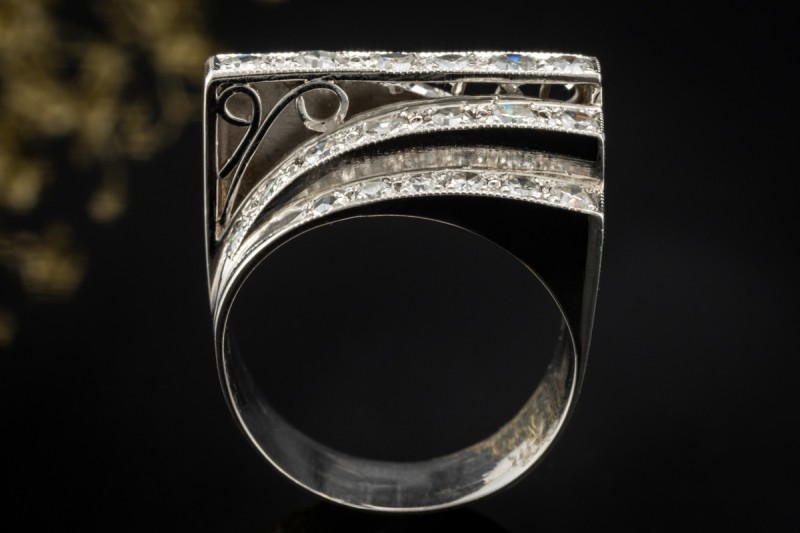 Art déco Vintage Ring Treppen Design mit Diamanten in Platin 950 Arbeit 