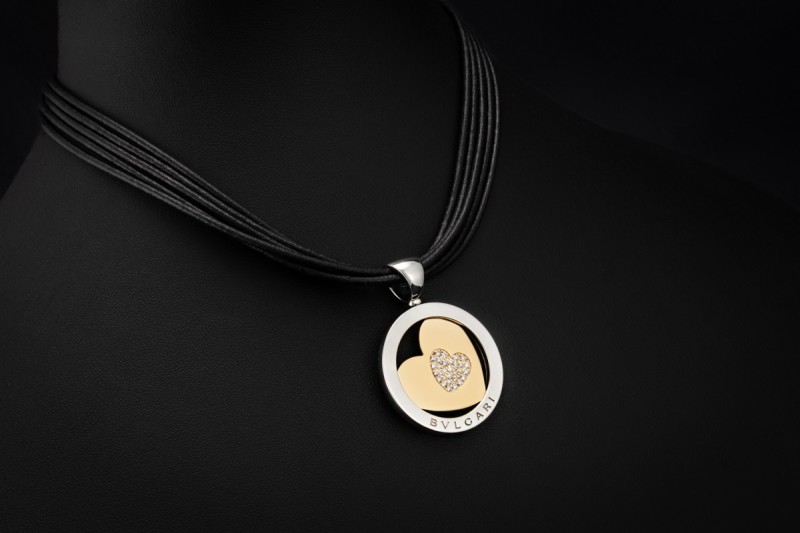 Bvlgari Tondo Heart Collier Herz Anhänger Lederkette Diamanten Gold 750 