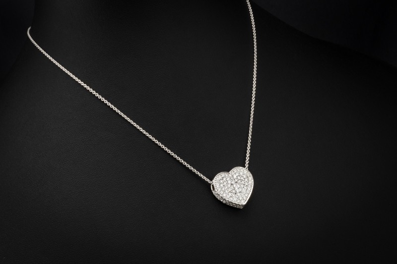 Al Coro Herz Collier Kette mit Anhänger mit Diamanten in 750er Weißgold 