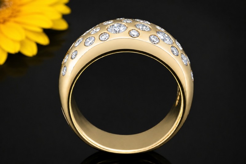 Sternenhimmel Ring mit feurigen Diamanten Handarbeit in 585er Gelbgold 
