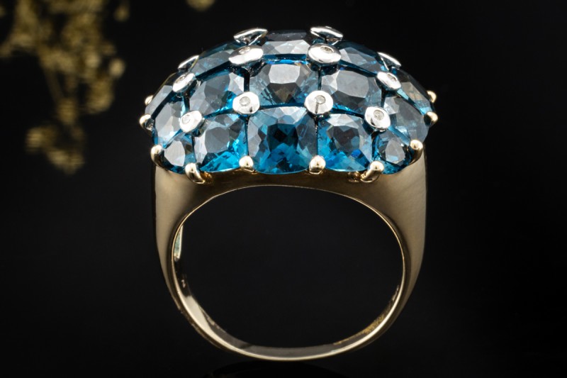 Ausgefallener Cocktailring Ring mit Blautopas und Diamanten in Gelbgold 