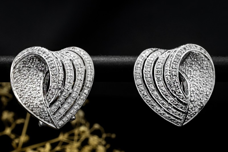 Herz Ohrringe Ohrstecker mit Clip Schwungvoll Diamanten in Weißgold 750 
