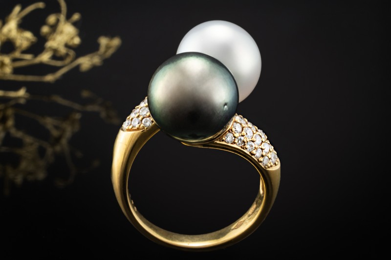 Perlen Ring Südsee und Tahiti Zuchtperle mit Diamanten in 750er Gelbgold 