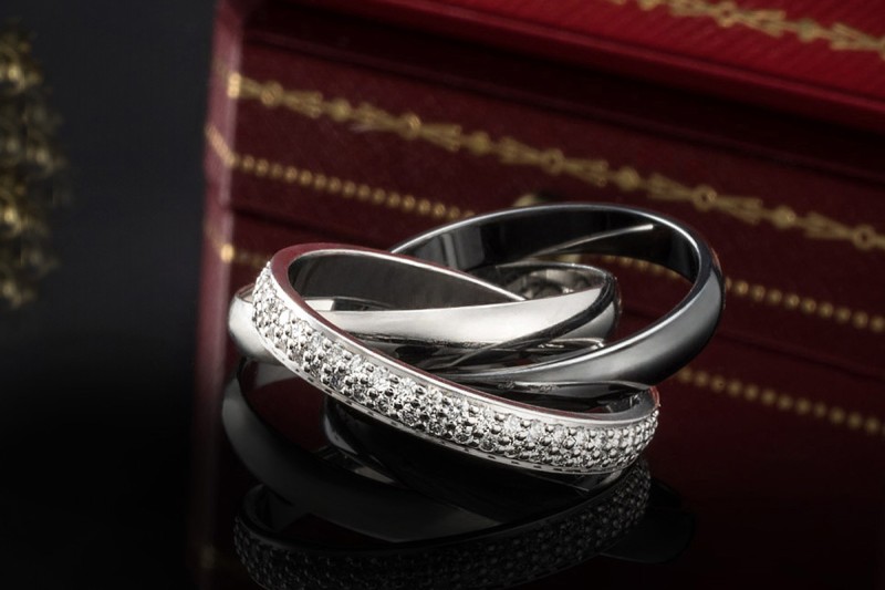 Cartier Trinity Ring mit Diamanten Klassisch in Weißgold Keramik Platin 