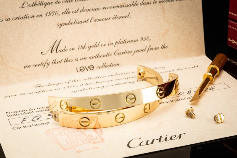 Cartier Love Armreif Armband Bracelet in 750er Gelbgold Gr. 17 Full Set 