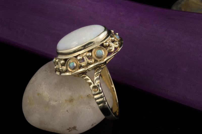 Facettenreicher großer Opal in verschnörkeltem 585 GOLD 14 Karat RING 