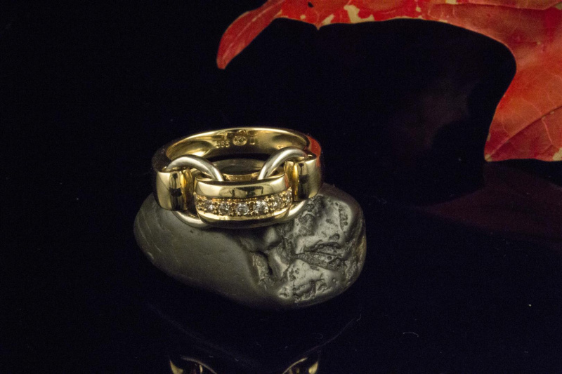 Laudier Ring beweglich in 585er Bicolor Gold Weißgold mit Diamanten 